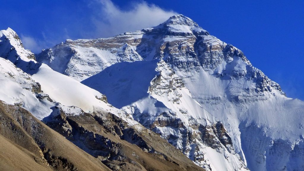 cytat na dziś - "Każdy ma swój własny Mount Everest, dla którego zdobycia pojawił się na Ziemi". H. MacLeod