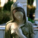 cytat na dziś - "Pomiędzy świętymi wyróżnia się Maryja, Matka Pana i odzwierciedlenie wszelkiej świętości. (...) program Jej życia: nie stawiać siebie w centrum, ale zostawić miejsce dla Boga spotkanego zarówno w modlitwie, jak i w posłudze bliźniemu - tylko wtedy świat staje się dobry". Benedykt XVI, encyklika "Deus Caritas est" 41