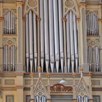 cytat na dziś - "Sobór Watykański II wyraził w orędziu do artystów: «Nie uchylajcie się od oddania waszego talentu na służbę prawdzie Bożej. Świat, w którym żyjemy, potrzebuje piękna, by nie popaść w beznadziejność. Piękno, podobnie jak prawda, wlewa radość w serca ludzi. A to przez wasze ręce»". Kongregacja Kultu Bożego o koncertach w kościołach