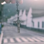 cytat na dziś - "Czyż trzeba nam bardzo ubolewać nad Siostrą, gdy tam w górze Aniołowie się radują, a Święci zazdroszczą? Korona cierniowa Siostry budzi ich zazdrość. Niechże Siostra umiłuje te ukłucia jako rękojmię miłości Boskiego Oblubieńca". o. Pichon, w: św. Teresa od Dzieciątka Jezus, list 120 do Celiny