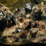 cytat na dziś - "Ale dusza, pogrążona w ciemności grzechu, nie przepuszcza do siebie tego Bożego blasku, podobnie jak kryształ, gęstą i ciemną pokryty zasłoną, choć go wystawisz na słońce i słońce go promieniami swymi oświeca, nie rozjaśni się przecież jego blaskiem i światłości jego w sobie nie odbije. O, dusze odkupione krwią Jezusa Chrystusa, zrozumiejcie to i miejcie litość nad sobą! Czy to być może, byście rozumiejąc to, nie postarały się usunąć czym prędzej smoły grzechowej z tego kryształu? Pamiętajcie, że jeśliby śmierć zastała was w tym stanie, nigdy już, nigdy tej światłości nie ujrzycie!". św. Teresa od Jezusa "Twierdza wewnętrzna" I 2.3-4