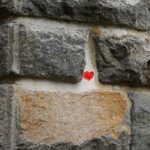 cytat na dziś - "Otóż wiedzmy, że nie ta dusza więcej miłuje, która większych doznaje smaków i słodyczy, ale ta, która mocniejsze ma postanowienie i silniejsze pragnienie we wszystkim podobać się Bogu i pilniej się stara o to, by w niczym Go nie obrazić i goręcej Go błaga o dalsze rozszerzenie czci i chwały Jego Syna, i coraz wyższy wzrost świętego Kościoła katolickiego". św. Teresa od Jezusa "Twierdza wewnętrzna" IV 1.7