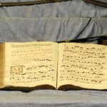 Powiedziano kiedyś, że Kościół śpiewa cytat na dziś - "Powiedziano kiedyś, że Kościół śpiewa, gdyż sama mowa nie wystarczyłaby mu do modlitwy. - Jako chrześcijanin - i to chrześcijanin wybrany - powinieneś nauczyć się śpiewu liturgicznego". św. J. Escriva "Droga" 407