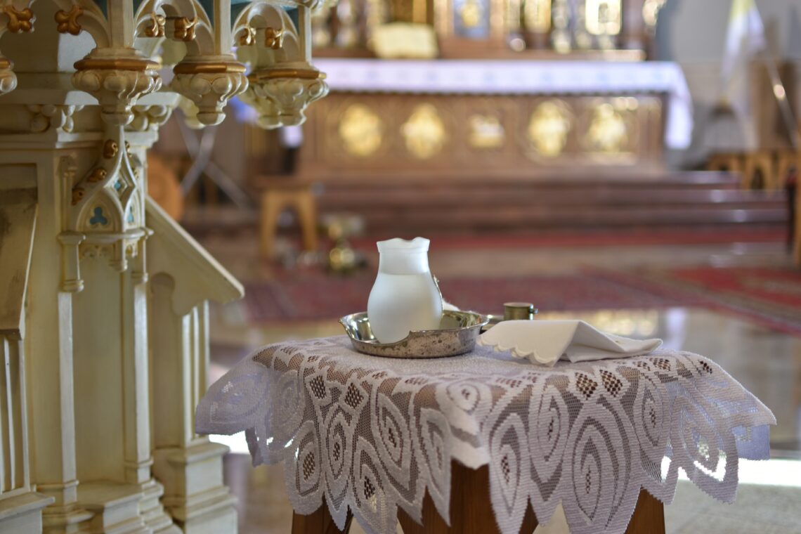 Kościół, dzięki pielęgnowaniu liturgii…